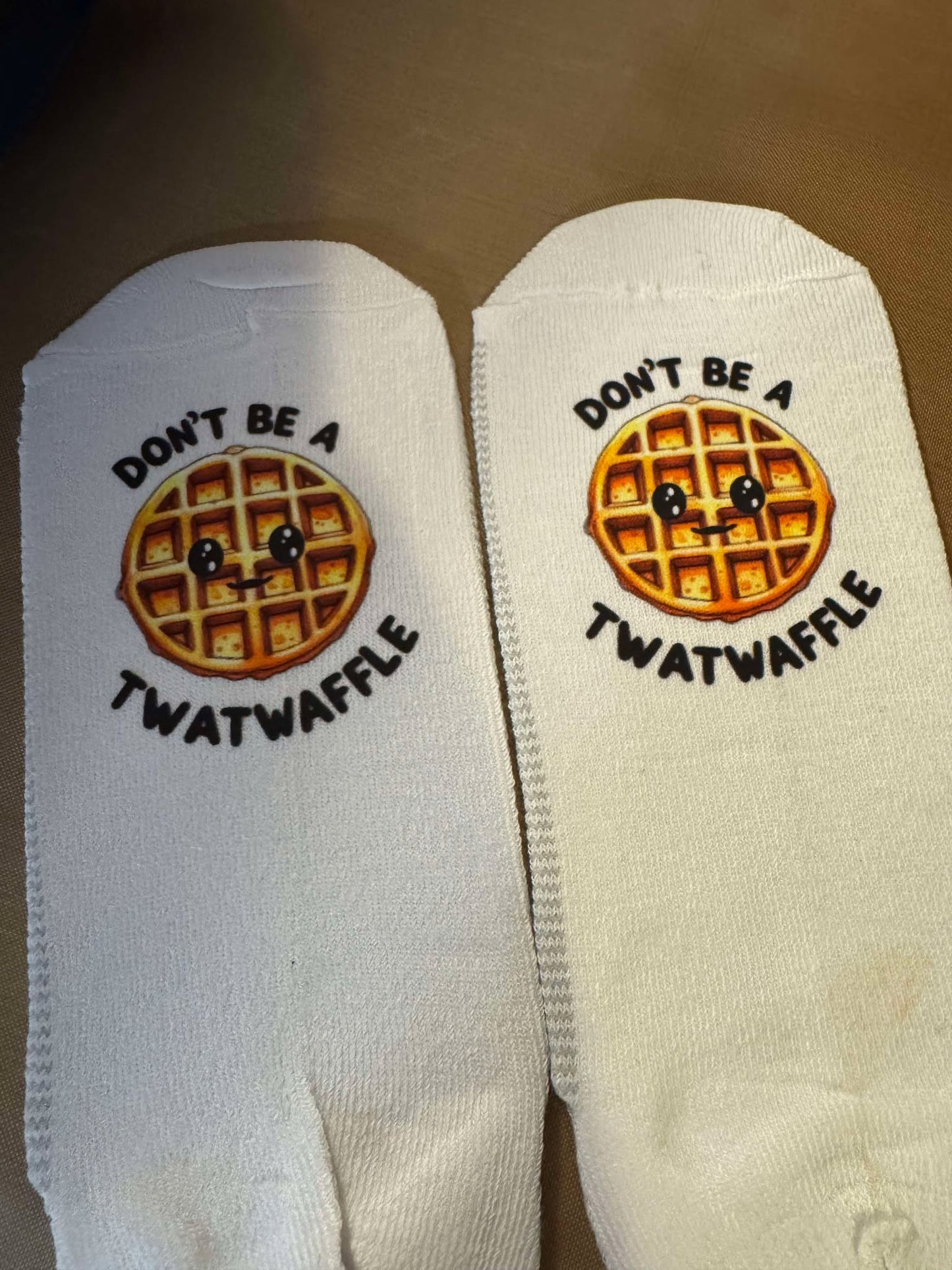 Socks - Size 4-10 - Adult - WHT